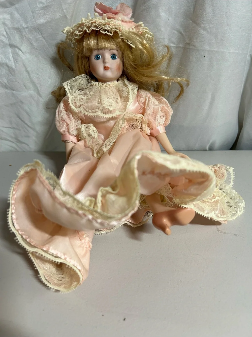 Unknown￼ delicate porcelain